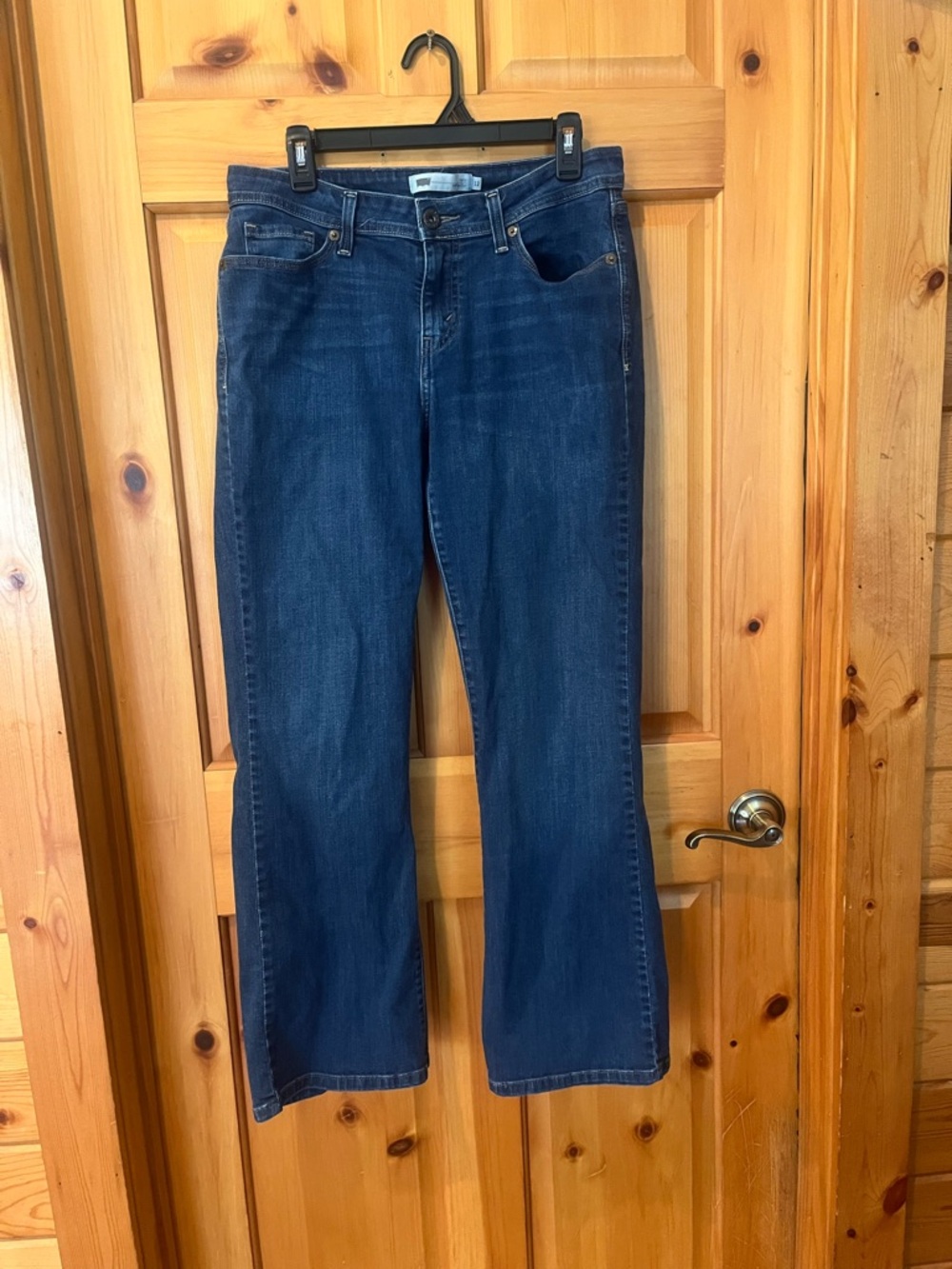 Levi's 525 curvy boot cut Flared Jeans